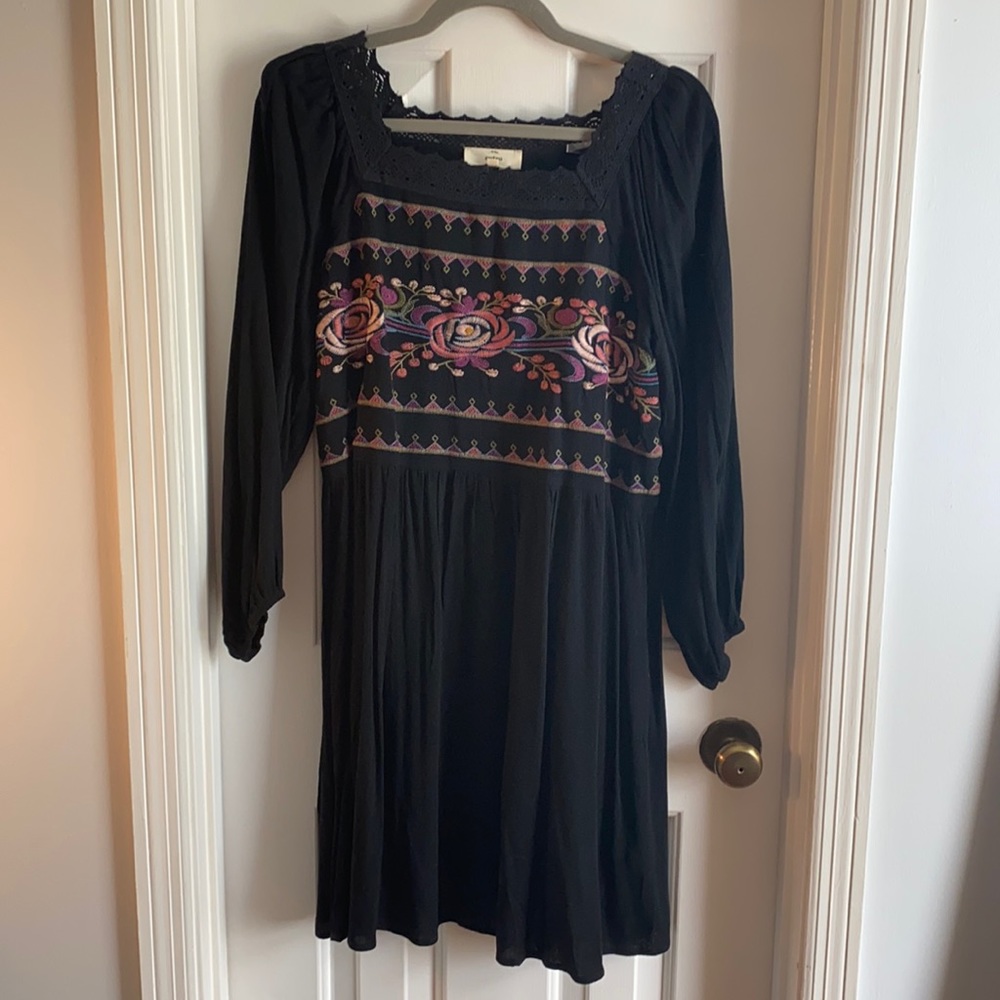 Enthro Embroidered Dress